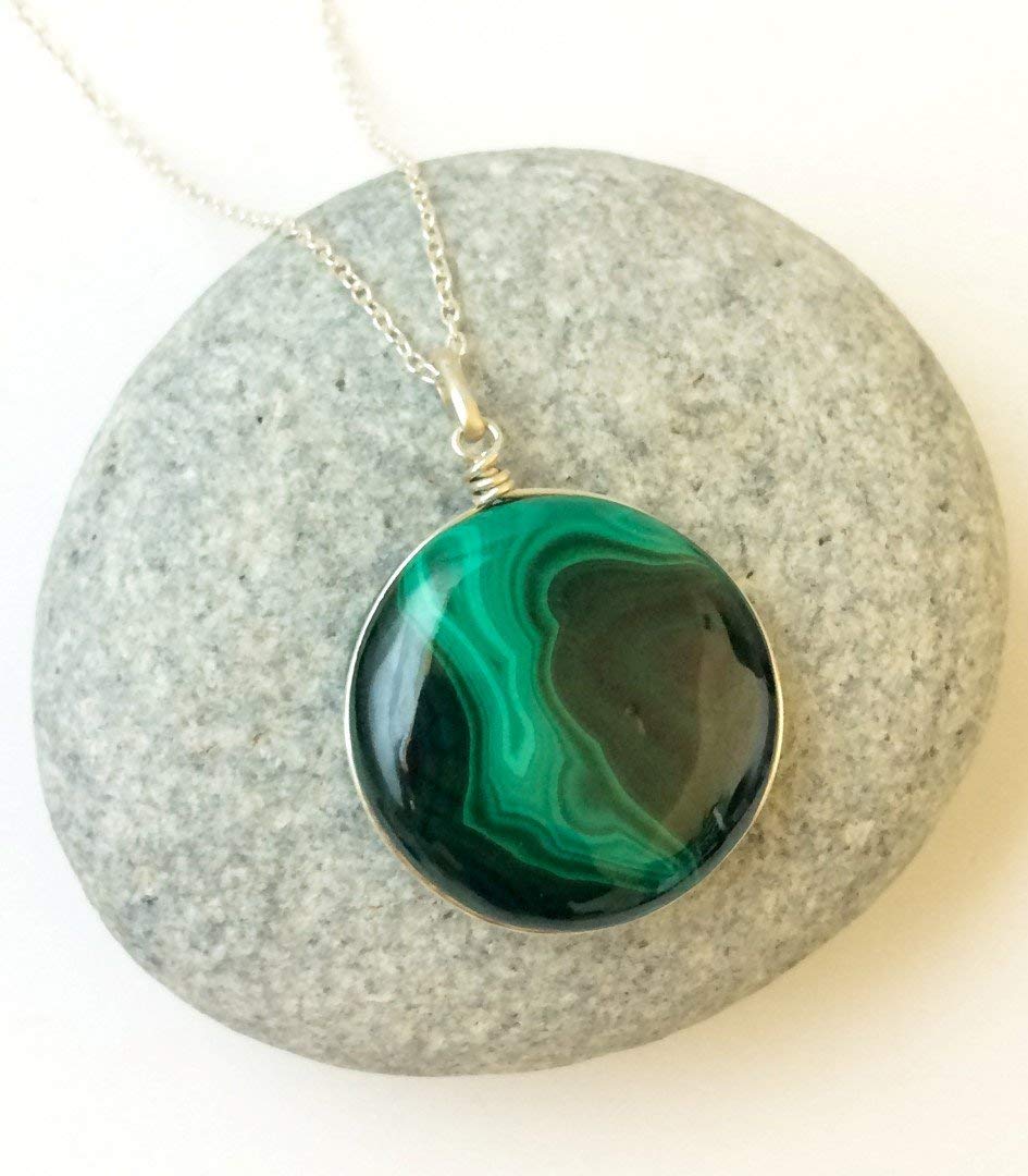 گردنبند رو مانتویی سنگ مالاکیت (Malachite)