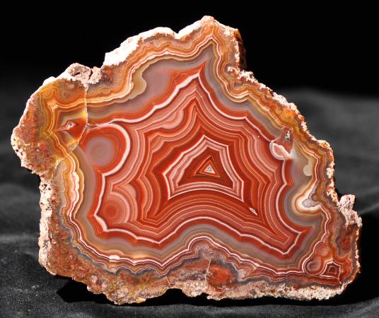 Agate یا سنگ عقیق 