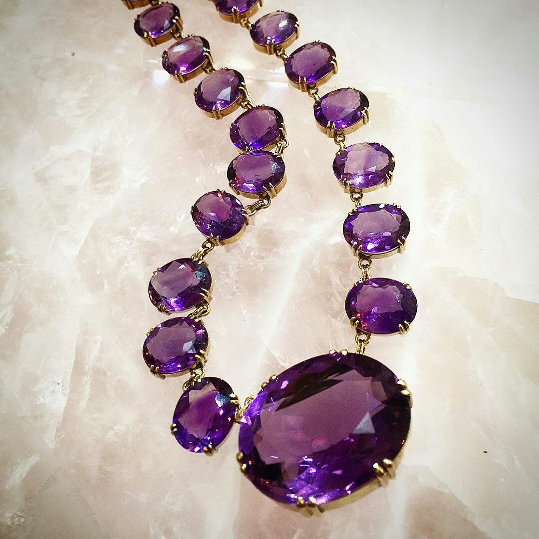 گردنبند رو مانتویی سنگ آمتیست (Amethyst)