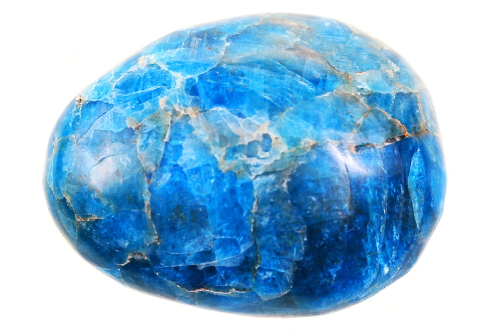 سنگ آپاتیت آبی (Blue Apatite) یکی از سنگ های چاکرا پنجم