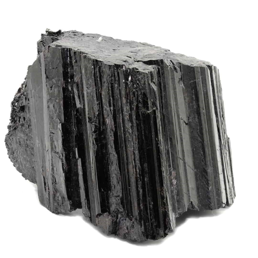سنگ تورمالین سیاه یکی از سنگ های چاکرا ششم
