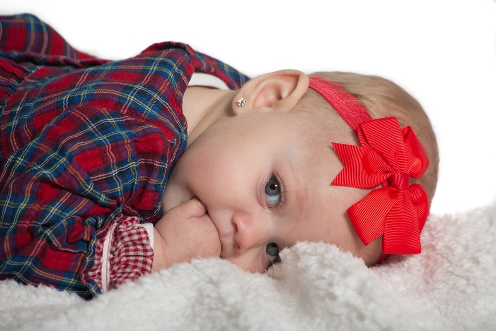 چگونه بهترین گوشواره برای نوزادان را انتخاب کنیم؟