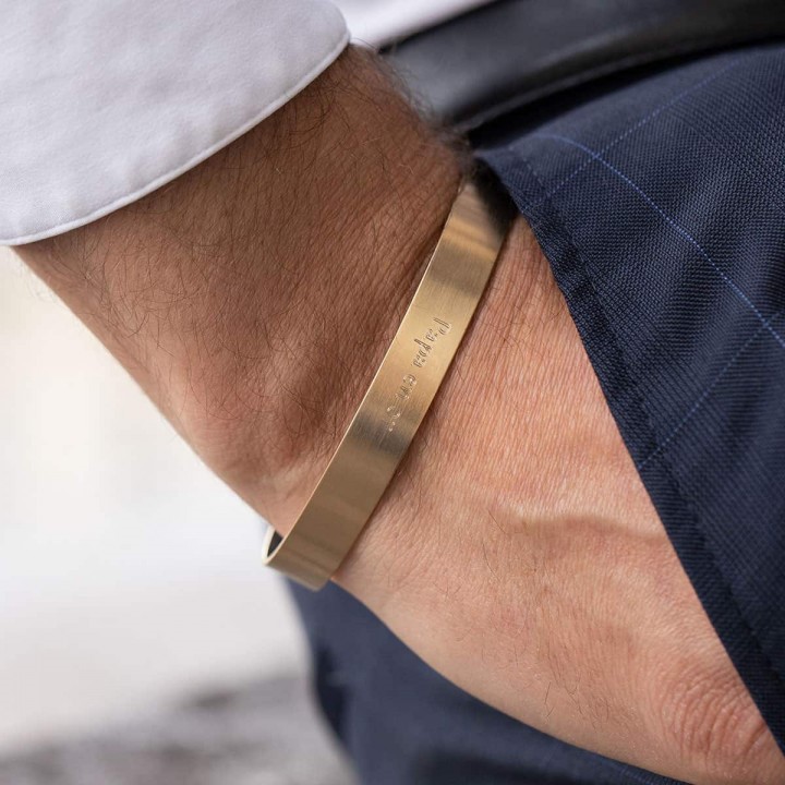 دستبند فلزی مردانه