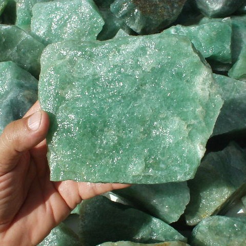 تشخیص سنگ یشم "Jade" اصل از تقلبی