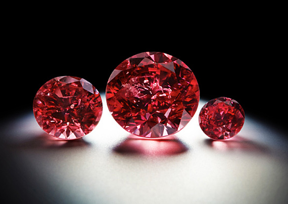 الماس قرمز "Red Diamonds"