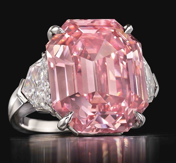 قیمت الماس صورتی "Pink Diamonds"
