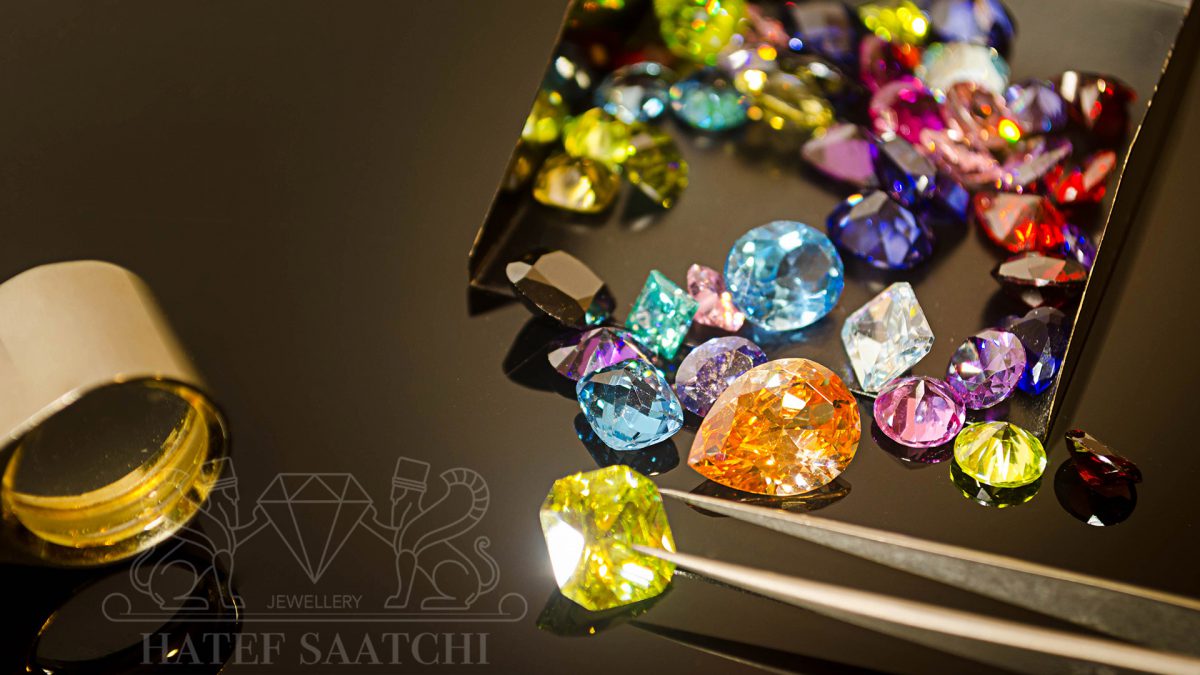 انواع رنگ الماس و کدام رنگ ارزش بیشتری دارد؟